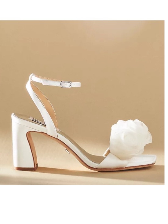 Badgley Mischka Shoes - Badgley Mischka Carli Ankle-Strap Sandals - Soft White size 7.5 new